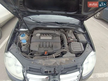 Авто Volkswagen Golf 2007 № 8690463