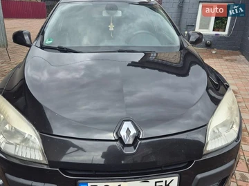 Авто Renault Megane 2010 № 8690663