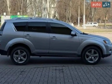 Авто Mitsubishi Outlander 2007 № 8690747