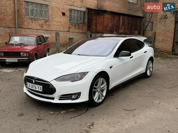 Авто Tesla Model S 2014 № 8690755