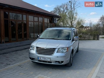 Авто Chrysler Grand Voyager 2010 № 8690919