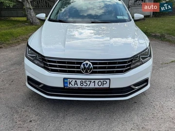 Авто Volkswagen Passat 2017 № 8690965