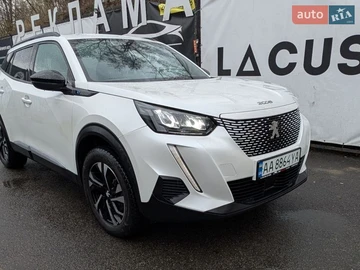 Авто Peugeot E-2008 2022 № 8691007