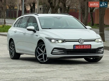 Авто Volkswagen Golf 2020 № 8691017