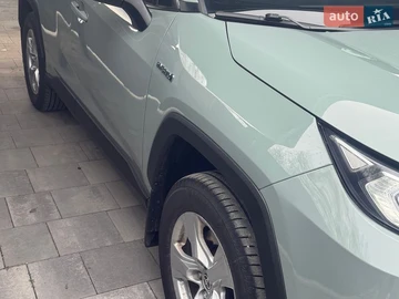 Авто Toyota Rav4 2021 № 8691038