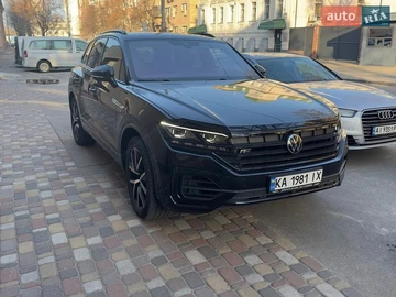 Авто Volkswagen Touareg 2021 № 8691047