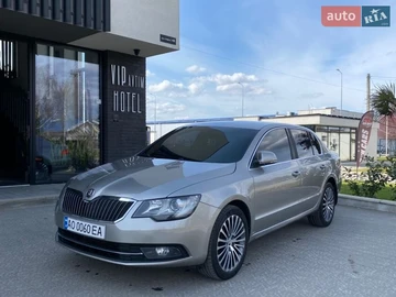 Авто Skoda Superb 2013 № 8691430