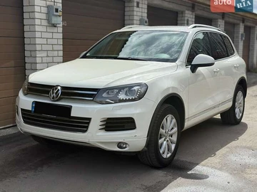 Авто Volkswagen Touareg 2011 № 8691491