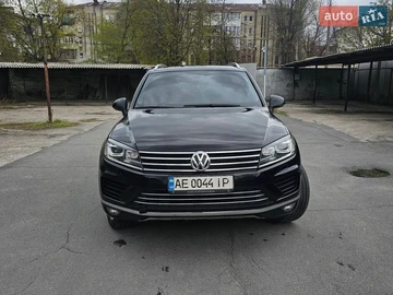 Авто Volkswagen Touareg 2016 № 8691728