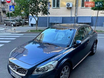 Авто Volvo C30 2010 № 8691999