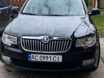 Авто Skoda Superb 2012 № 8692028