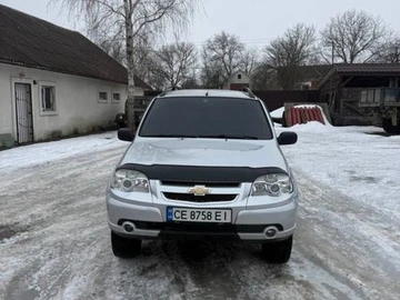 Авто Chevrolet Niva 2011 № 8692450
