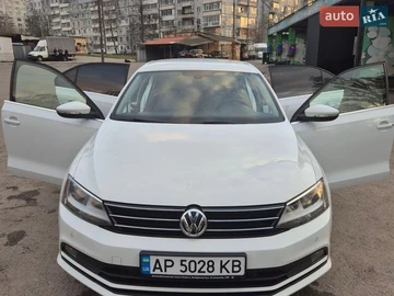Авто Volkswagen Jetta 2016 № 8693131