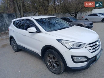 Авто Hyundai Santa Fe 2013 № 8693144