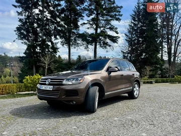Авто Volkswagen Touareg 2012 № 8693155