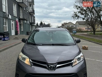 Авто Toyota Sienna 2019 № 8693173