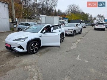 Авто BYD Sea Lion 07 2025 № 8693254