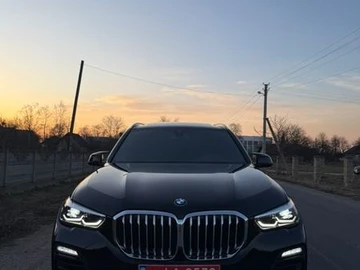 Авто BMW X5 2018 № 8693281