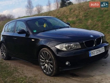 Авто BMW 1 Series 2005 № 8693430