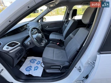 Авто Renault Scenic 2017 № 8693521