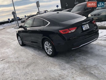 Авто Chrysler 200 2014 № 8693533