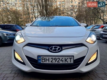 Авто Hyundai I30 2012 № 8693538
