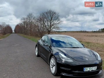 Авто Tesla Model 3 2022 № 8693570