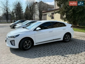 Авто Hyundai Ioniq 2021 № 8693673