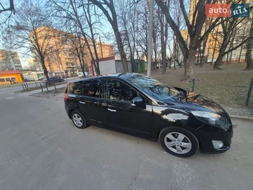Авто Renault Grand Scenic 2010 № 8693901
