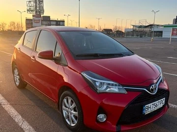 Авто Toyota Yaris 2015 № 8694079