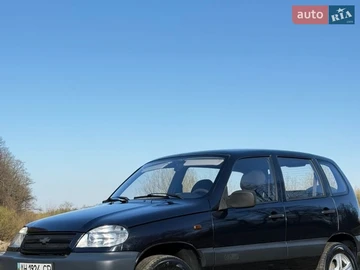 Авто Chevrolet Niva 2007 № 8694142