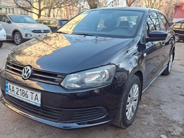 Авто Volkswagen Polo 2013 № 8694250