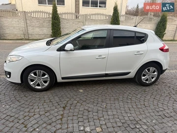 Авто Renault Megane 2013 № 8694588