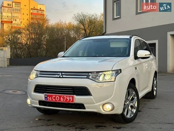 Авто Mitsubishi Outlander 2013 № 8694698