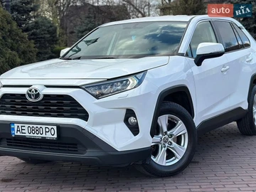 Авто Toyota Rav4 2021 № 8694943