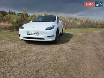 Авто Tesla Model Y 2024 № 8694946