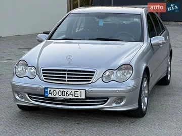 Авто Mercedes C-Class 2004 № 8695105