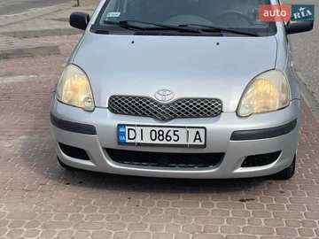 Авто Toyota Yaris 2004 № 8695118