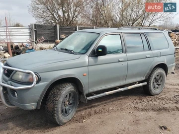 Авто Mitsubishi Pajero 2000 № 8695124