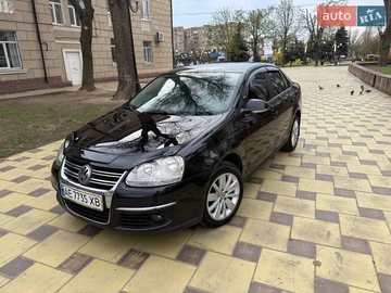 Авто Volkswagen Jetta 2007 № 8695138