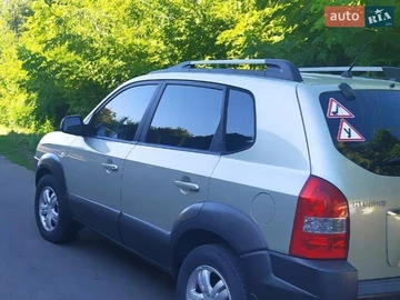 Авто Hyundai Tucson 2006 № 8695178