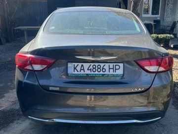 Авто Chrysler 200 2015 № 8695308