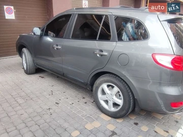 Авто Hyundai Santa Fe 2009 № 8695328