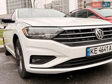 Авто Volkswagen Jetta 2019 № 8695348