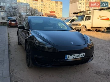 Авто Tesla Model 3 2021 № 8695369