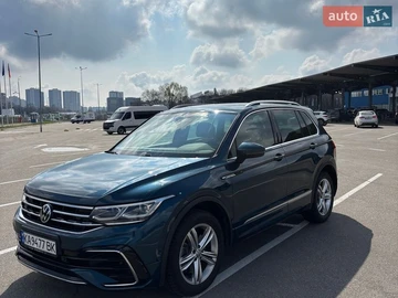 Авто Volkswagen Tiguan 2021 № 8695591