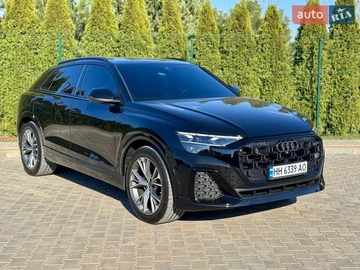 Авто Audi Q8 2024 № 8695610