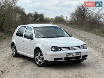Авто Volkswagen Golf 2000 № 8695622
