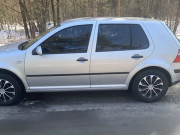 Авто Volkswagen Golf 2002 № 8695644