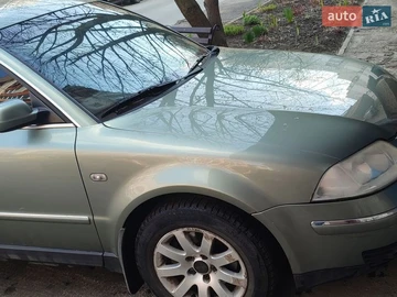 Авто Volkswagen Passat 2001 № 8695660